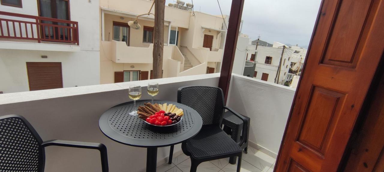 Kapetanos Rooms Naxos City Zewnętrze zdjęcie