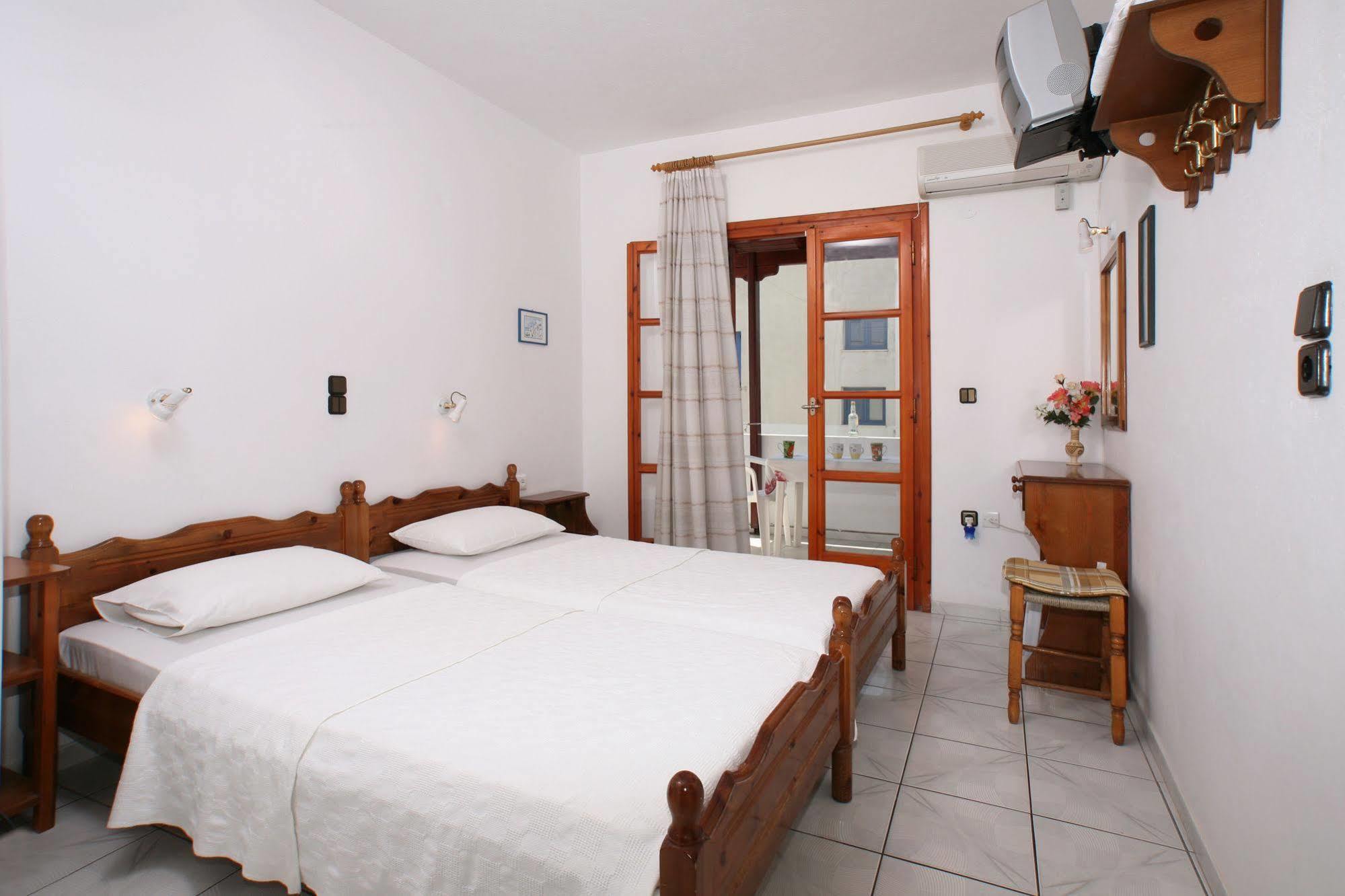 Kapetanos Rooms Naxos City Zewnętrze zdjęcie