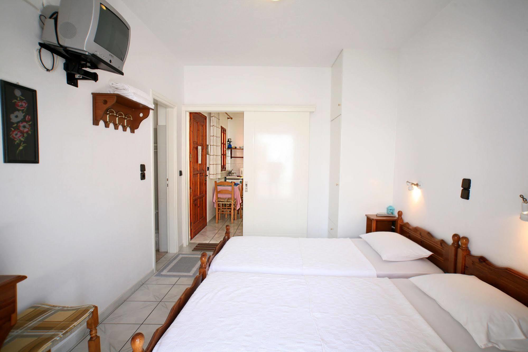 Kapetanos Rooms Naxos City Zewnętrze zdjęcie
